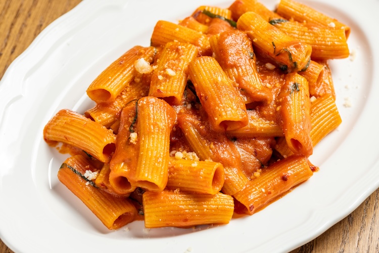 Spicy rigatoni pasta dish.
